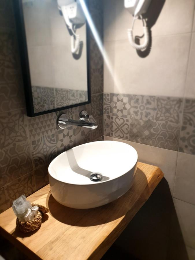 Residenza Tarzana Hotel ปาแลร์โม ภายนอก รูปภาพ