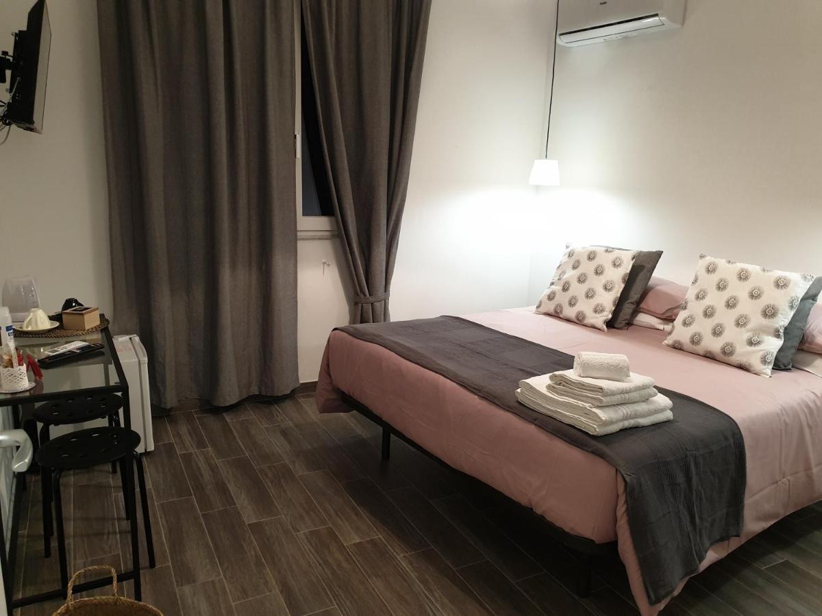Residenza Tarzana Hotel ปาแลร์โม ภายนอก รูปภาพ