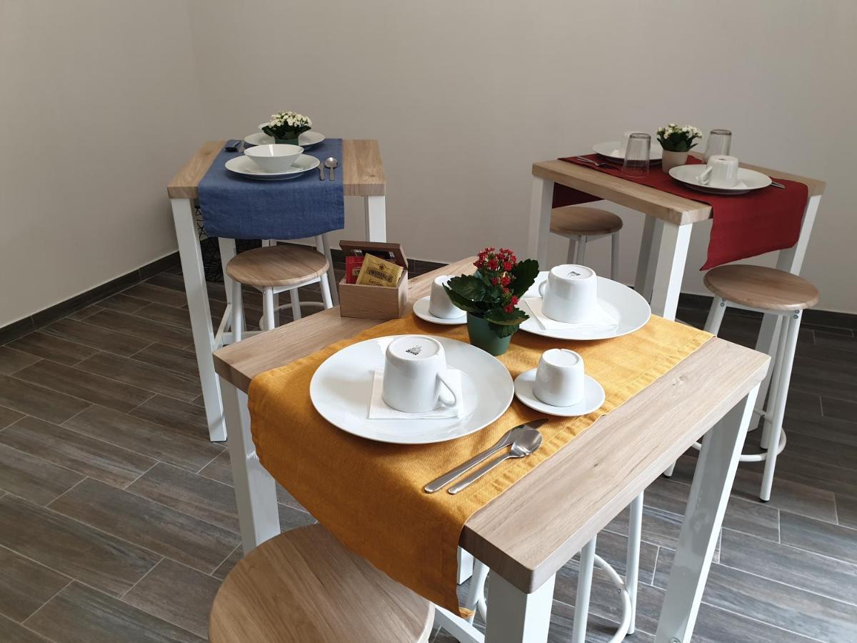 Residenza Tarzana Hotel ปาแลร์โม ภายนอก รูปภาพ