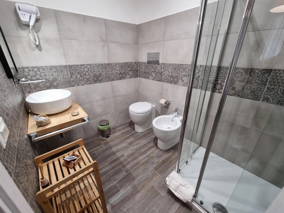 Residenza Tarzana Hotel ปาแลร์โม ภายนอก รูปภาพ
