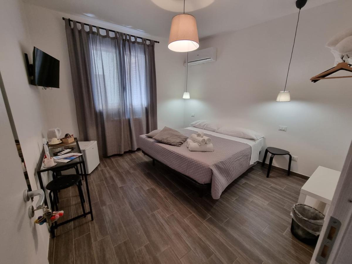 Residenza Tarzana Hotel ปาแลร์โม ภายนอก รูปภาพ