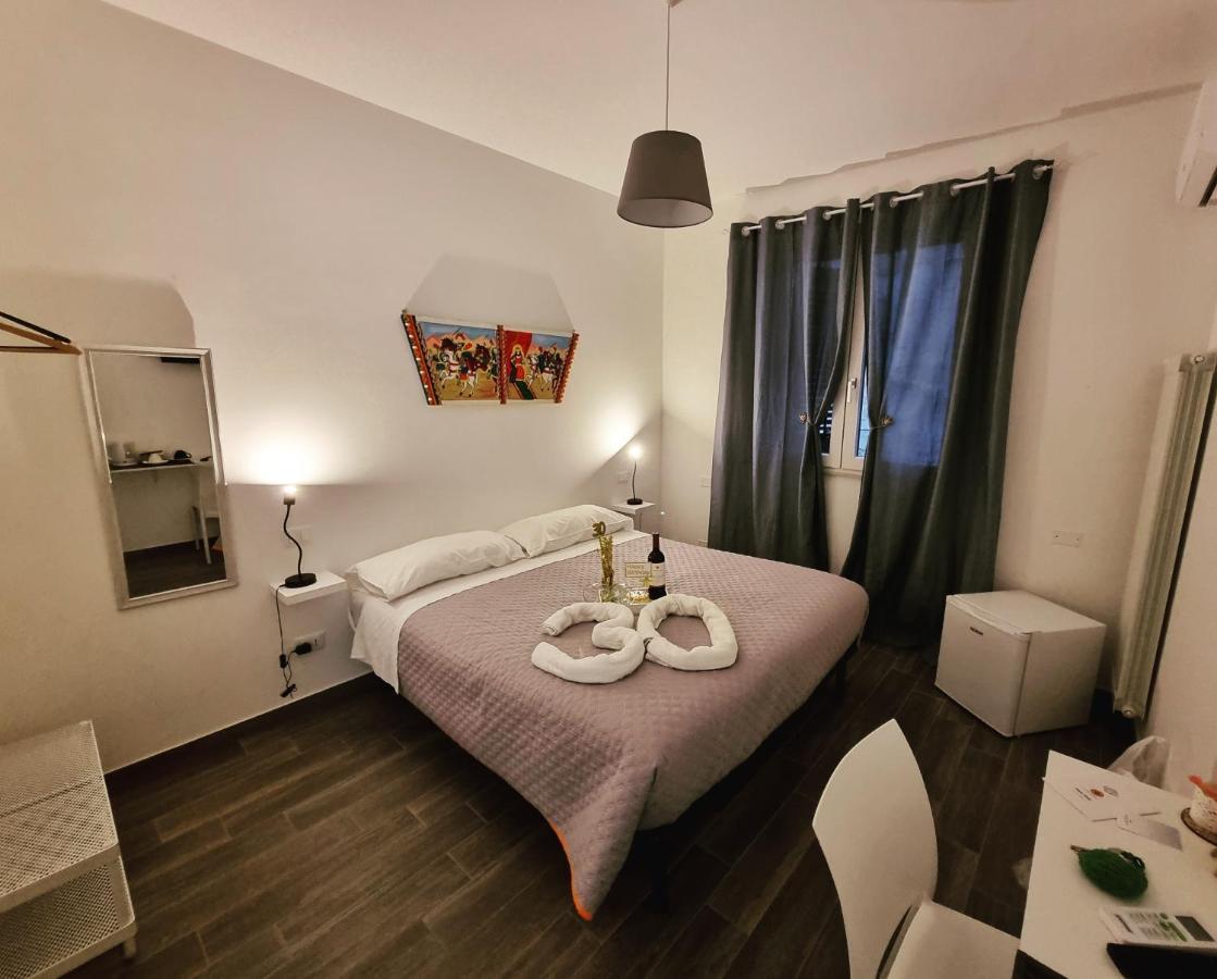 Residenza Tarzana Hotel ปาแลร์โม ภายนอก รูปภาพ